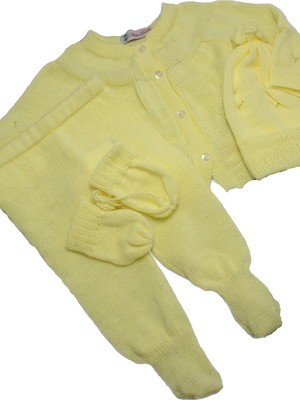 Conjunto casaquinho e calça trico amarelo