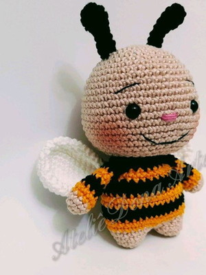 Abelha amigurumi