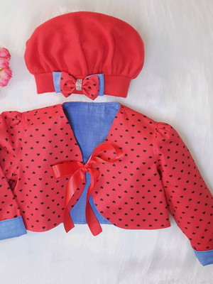 Casaquinho bolero com boina