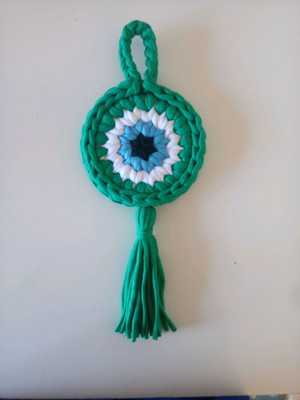 Mandala de olho grego em crochê com fio de malha