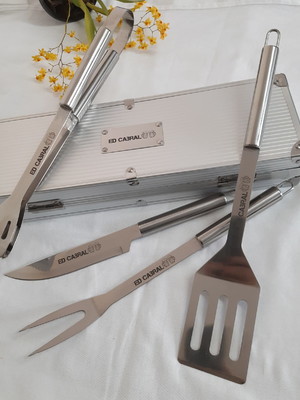 Kit churrasco 4 peças personalizado maleta de alumínio 94141