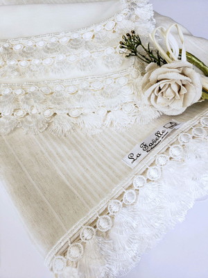 Toalha de mesa retangular com renda 280 x 140 cm