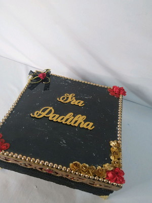 Caixa decorada