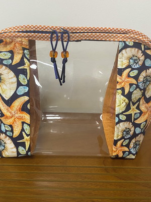 Necessaire com visor