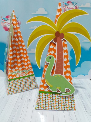 Pirâmide 3d dinossauro