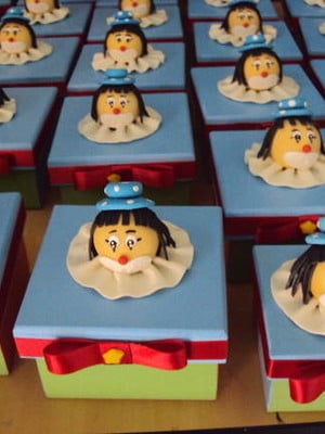 Caixas de doces surpresas