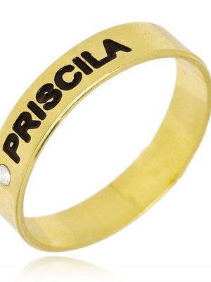 Anel com nome e pedrinha de zircônia