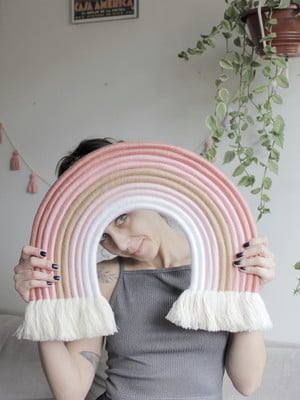 Arco-íris de macramê - 45cm