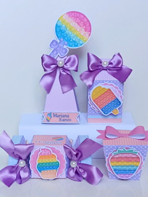Kit personalizado pop it - 24 peças