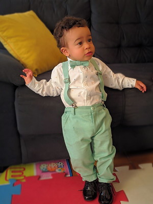 Conjunto com suspensório para bebê