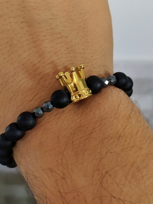 Pulseira pedras naturais hematita e coroa