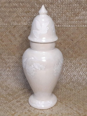 Quartilhão de louça orixá oxaguian sem asas