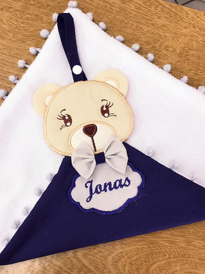 Naninha urso porta chupeta personalizada