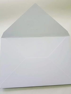 Envelope para convite de casamento branco liso sem iniciais