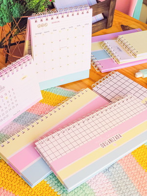Desk planner