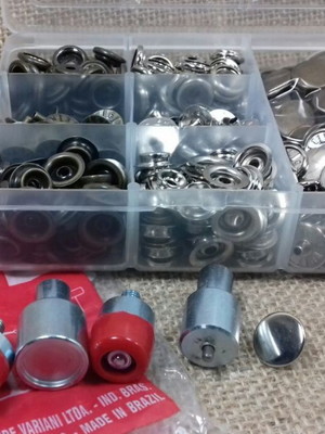 1 matriz botão pressão 100 + 50 botões n. 100 com 15 mm
