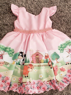 Vestido infantil temático fazendinha