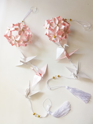 Kusudama sakura (flor de cerejeira) com tsurus