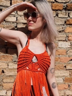Saída de praia macramê alice até 95cm busto 76cm cintura