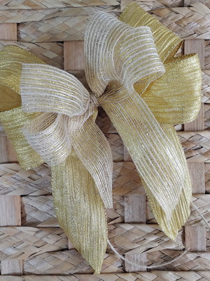 Laço dourado para árvore de natal