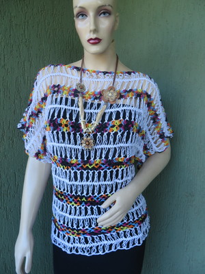 Blusa de crochê de grampo colorida
