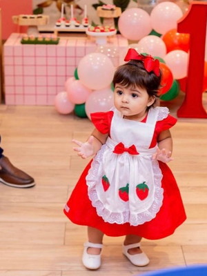 Vestido moranguinho