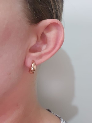 Par de brinco argola fecho click 1.6cm banhado ouro rose
