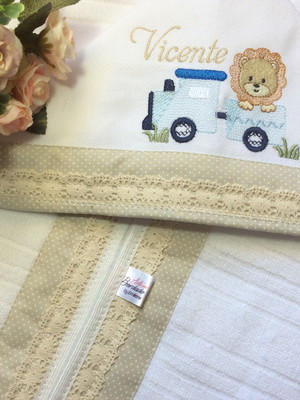 Toalha de banho com capuz personalizada