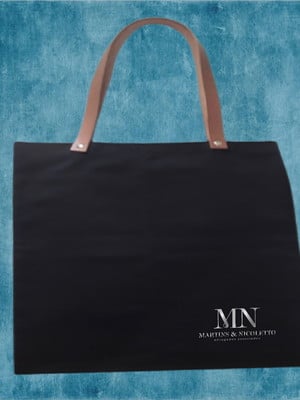 Sacola nylon 40x35cm c/ alças couro eco personalizada