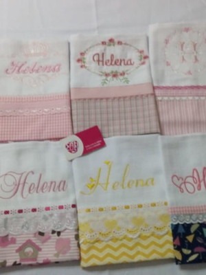 Kit com 10 fraldas bordadas personalizadas