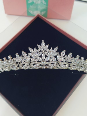Coroa de noiva de zircônia sweet