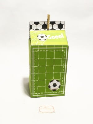 Caixa milk futebol
