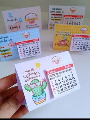 Mini calendário de mesa 2025