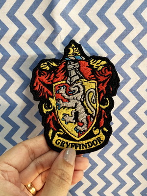 Patch bordado brasão grifinória harry potter - modelo2