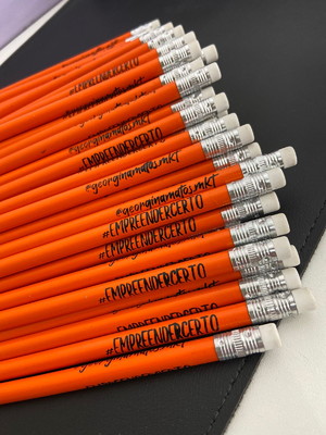 Lápis com borracha personaizado