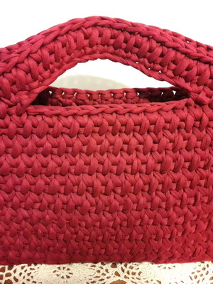 Bolsa alça inteirissa/ fio de malha