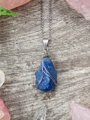 Colar quartzo azul