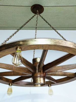 Lustre rústico roda de carroça 80cm com 6 soquetes