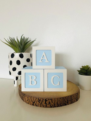 Letra cubo abc azul 8x8cm kit com 3un