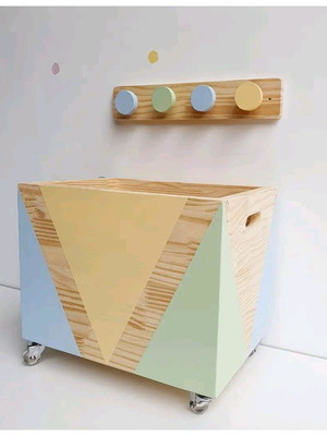 Caixote organizador de brinquedos e pendurador de bolas