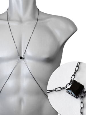 Body chain masculino com pedra ônix preta