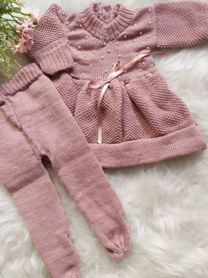 Vestido + meia calça de tricô antialérgico bordado em pérola