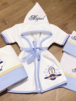 Roupao , toalha de banho e kit fralda tema urso aviador