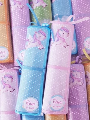 Lembrancinha mini lousa de tecido unicórnio