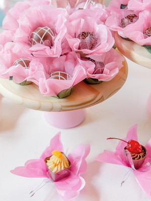 Kit de forminhas para doces em papel modelo borboleta e flor