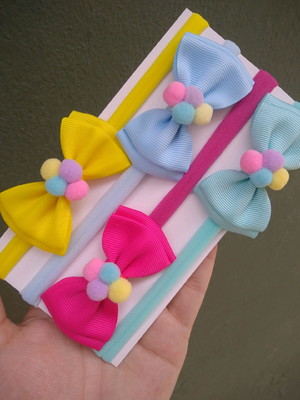 Kit de faixinhas com pompom