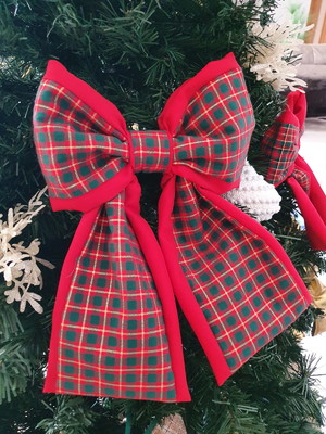 10 laços xadrez vermelho e com verde para árvore de natal!