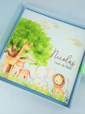 Livro do bebê e caixa safari