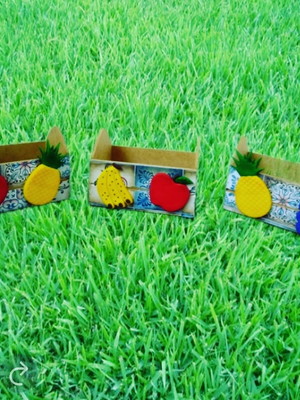 Caixotinho com frutas biscuit
