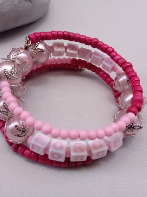 Pulseira força e beleza feminina